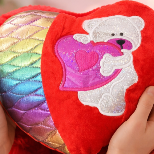 دبدوب الحُب الاحمر مع طاقية😍 مع قلب بين ايدي❤️ محشي ...