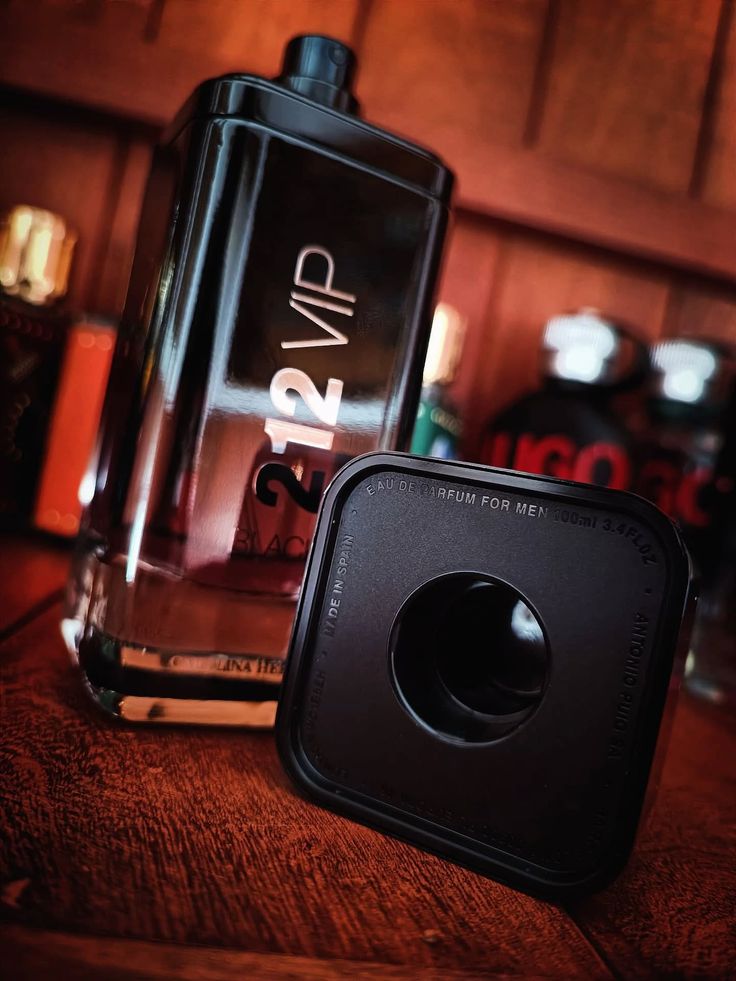 VIP 212 Black
