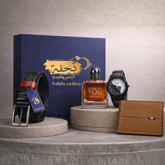 صندوق هدايا من تحفة ساعه كاربون الترند+برفان ستونجر ويذ يو +محفظه تومي ++حزام جلد طبيعي +بوكس تجفة الأزرق