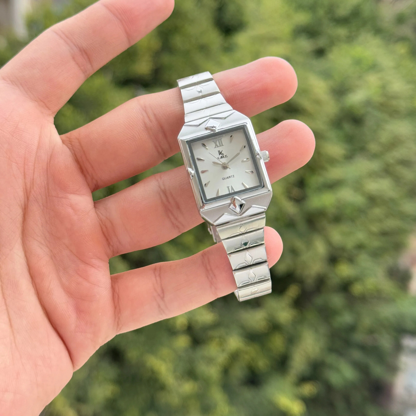 Karus vintage rectangular women