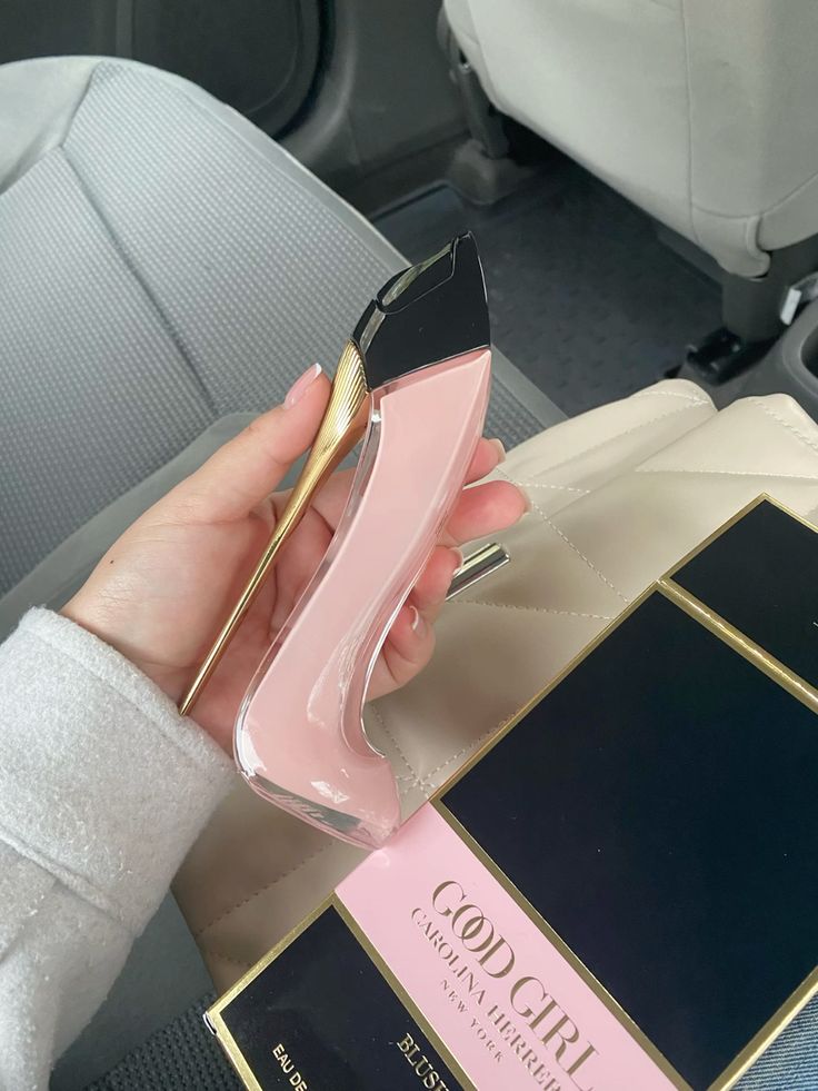 جود جيرل بينك معدن