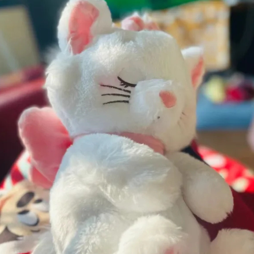 Sleepy Marie Kitty | Disney