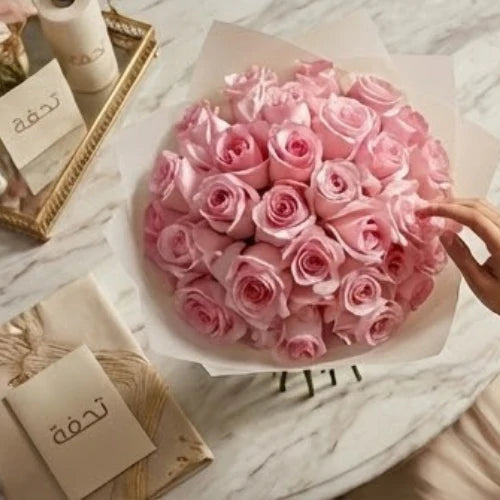 باقة البتلات الناعمة | 150 جوري