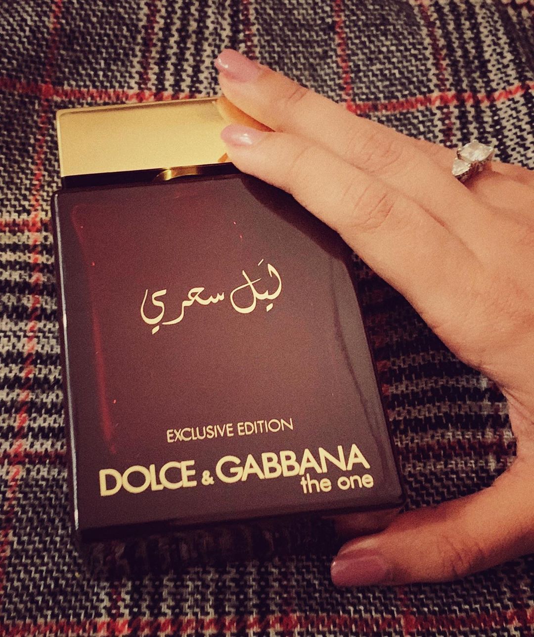 دولسي جابانا احمر